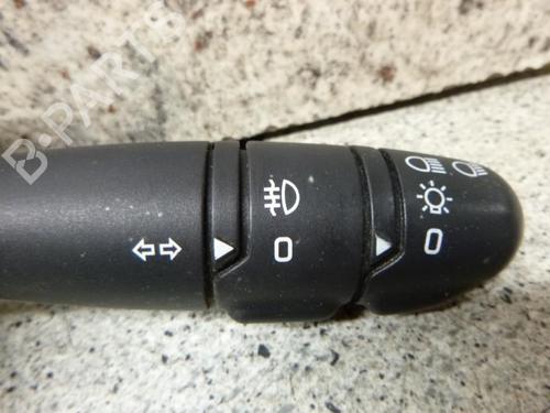 Commutateur RENAULT CLIO II (BB_, CB_) 1.2 16V (BB05, BB0W, BB11, BB27, BB2T, BB2U, BB2V, CB05,... (75 hp) 18190262
