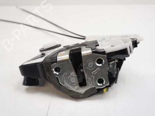 Used Front left lock TOYOTA YARIS (_P13_) 1.3 (NSP130_, NSP130) (99 hp) 20179449