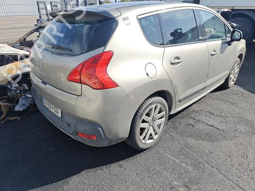 Right headlight PEUGEOT 3008 I MPV (0U_) 2.0 HDi Hybrid4 (0URHCA) | BP32027652C29 