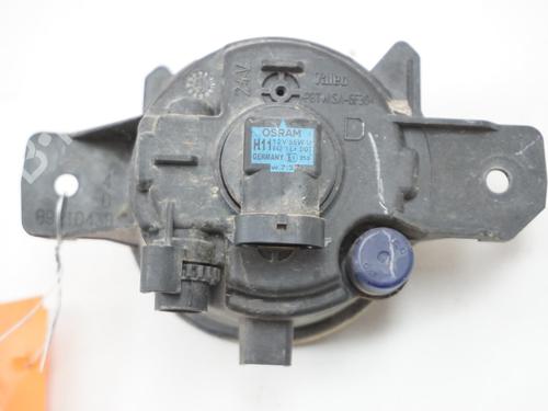 Used Right front fog light Right front fog light RENAULT MASTER III Van (FV) 2.3 dCi 145 FWD (FV0E, FV0F, FV0H, FV02, FV0M, FV0S,... (146 hp) 18172925 18172925