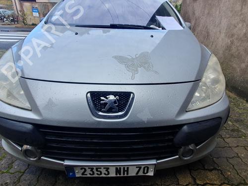 Right headlight PEUGEOT 307 SW (3H) 1.6 HDI 110 | BP27270700C29 