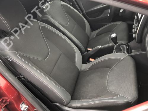 Left front door RENAULT CLIO IV (BH_) 0.9 TCe 90 (BHNF, BHMA, BHMH, BHJK, BHJR) | BP29360146C2 