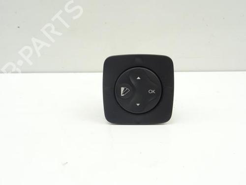 Switch RENAULT SCÉNIC III (JZ0/1_) 1.9 dCi (JZ0J, JZ1J, JZ1K, JZ1S) | BP21487535I30 