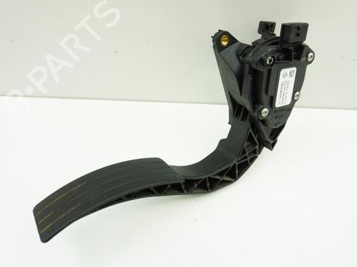 Used Pedal Pedal RENAULT CLIO IV (BH_) 1.5 dCi 75 (75 hp) 19728801 19728801