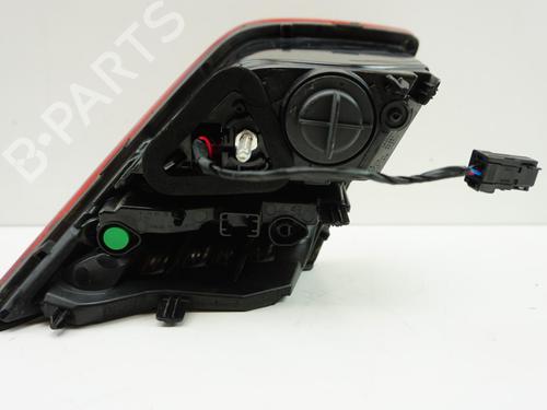 Used Right tailgate light Right tailgate light PEUGEOT 308 II (LB_, LP_, LW_, LH_, L3_) 1.5 BlueHDi 130 (131 hp) 18196625 18196625