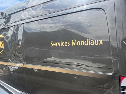 Used Parts MERCEDES-BENZ SPRINTER 3-t Van (B906)    4504467