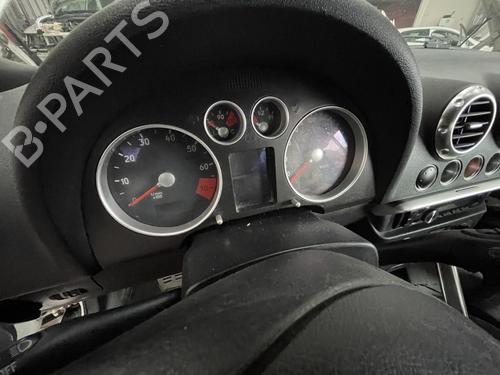 Used Instrument cluster AUDI TT Roadster (8N9) 1.8 T (180 hp) 32413101