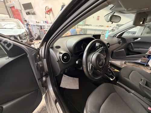 Dashboard AUDI A1 Sportback (8XA, 8XF) 1.6 TDI | BP37222363C46 - Image 2