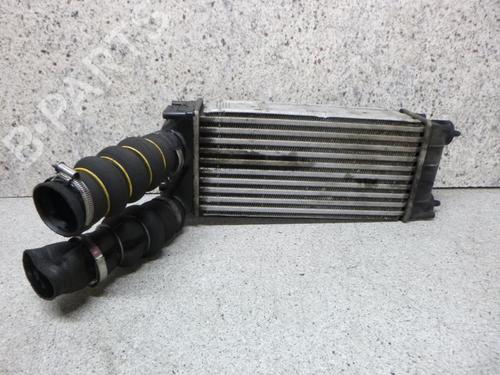 Używane Intercooler / Chłodnica powietrza doładowującego PEUGEOT PARTNER Tepee 1.6 HDi 90 (92 hp) 18182445
