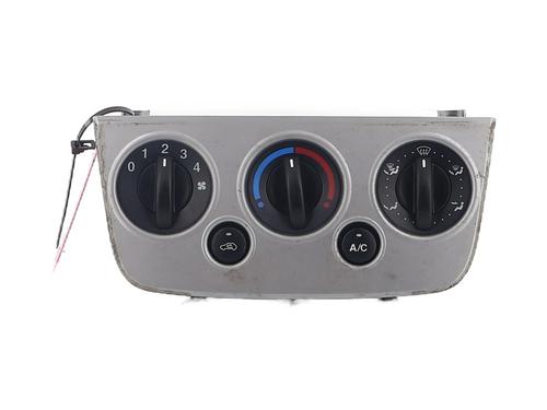 Used Climate control FORD FIESTA V (JH_, JD_) [2001-2014]  27343202