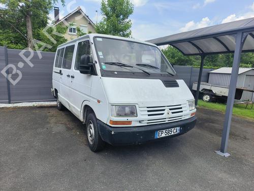 Used Parts RENAULT TRAFIC Bus (T_, P_, V_) 1.9 D 3589105