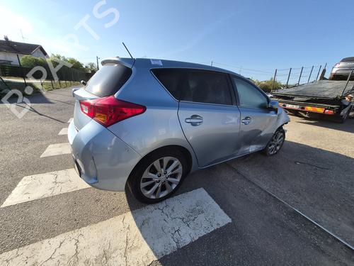 Used Parts TOYOTA AURIS (_E15_) 4686551