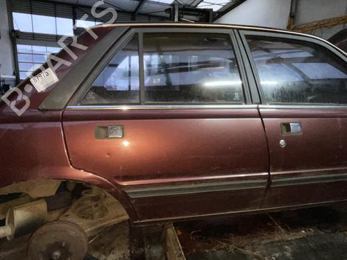 Used Right rear door PEUGEOT 505 (551A) 2.5 Turbo Diesel (90 hp) 31115102