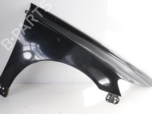 Used Right front fenders VOLVO S40 II (544) 2.0 D (136 hp) 18180996