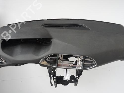 Dashboard PEUGEOT 308 SW II (LC_, LJ_, LR_, LX_, L4_) 1.2 THP 130 | BP18171355C46 