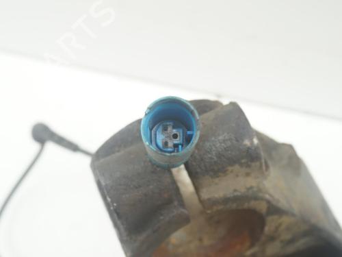 Used Right front steering knuckle Right front steering knuckle MINI MINI (R56) Cooper D (109 hp) 18182905 18182905