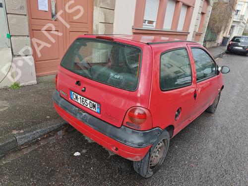 Gebruikte RENAULT TWINGO I (C06_) 1.2 (C066, C068) (58 hp) 4335078 Onderdelen