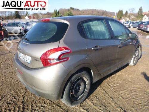 Lamp holder PEUGEOT 208 I (CA_, CC_) 1.2 VTI 82 | BP22071185L10