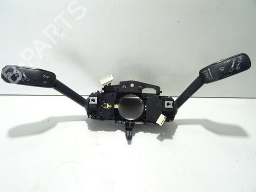 Used Steering column stalk VW GOLF VII (5G1, BQ1, BE1, BE2) 1.6 TDI (105 hp) 18174030