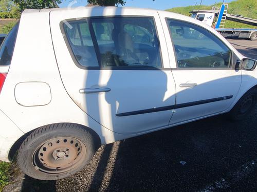 Front bumper RENAULT CLIO III (BR0/1, CR0/1) 1.5 dCi (BR17, CR17) | BP29585549C7 