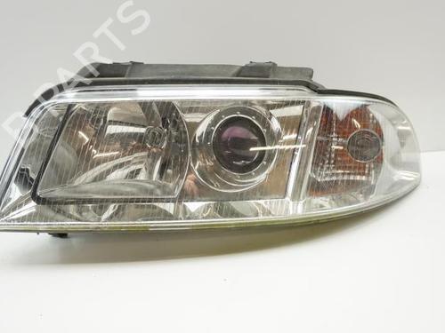 Lyskaster venstre AUDI A4 B5 (8D2) 1.9 TDI (116 hp) 18179160