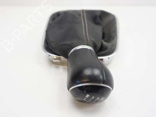 Used Gear lever VW POLO V (6R1, 6C1) 1.2 TSI 16V (90 hp) 19729271