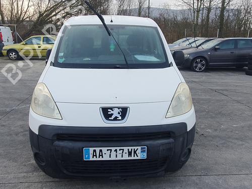 Left headlight PEUGEOT PARTNER Box Body/MPV 1.6 HDi | BP30124664C28 - Image 10