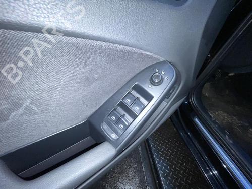 Used Left front window switch AUDI A4 B8 (8K2) 2.0 TDI (143 hp) 22231719