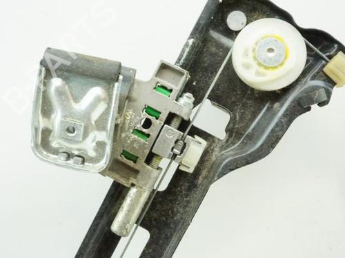 Vindusheismekanisme venstre foran VW CC B7 (358) 2.0 TDI (140 hp) 18193036