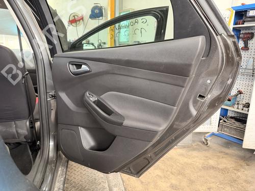 Used Rear right panel Rear right panel 37401613 37401613