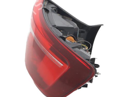 right-taillight-renault-megane-iv-grandtour-k9amn_-2016-33934696 main image