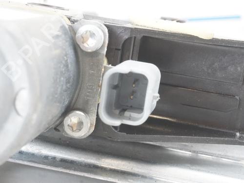 Used Front right window mechanism Front right window mechanism PEUGEOT 208 I (CA_, CC_) 1.6 HDi (92 hp) 18194327 18194327