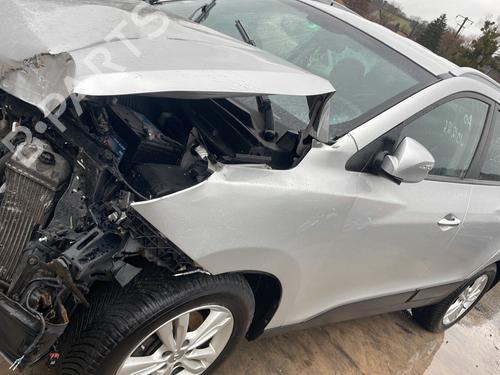 Used Parts HYUNDAI ix35 (LM, EL, ELH) 2.0 CRDi 4WD 4437115