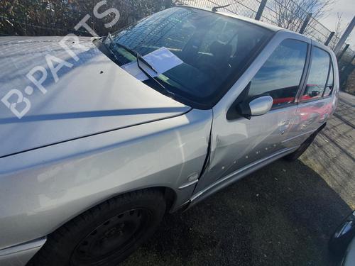Left headlight PEUGEOT 306 Hatchback (7A, 7C, N3, N5) 2.0 HDI 90 | BP27485040C28 