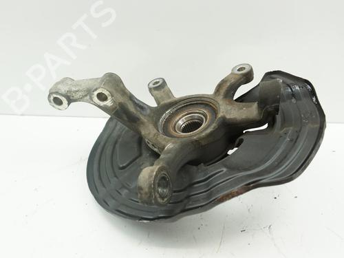 Used Left front steering knuckle MERCEDES-BENZ A-CLASS (W176) A 180 (176.042) (122 hp) 18183633