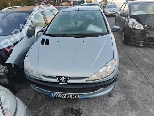Left headlight PEUGEOT 206 Hatchback (2A/C) 1.4 i | BP31025573C28
