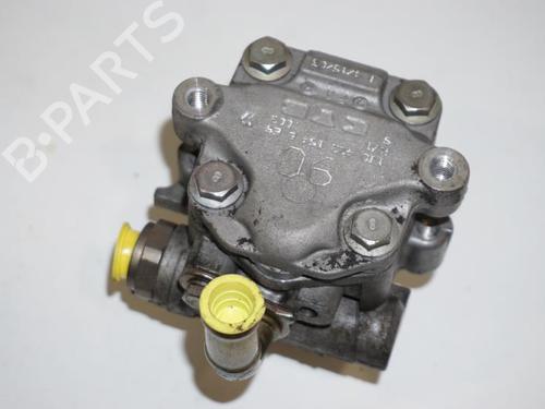 Used Steering pump VW NEW BEETLE Convertible (1Y7) 2.0 (115 hp) 18178831