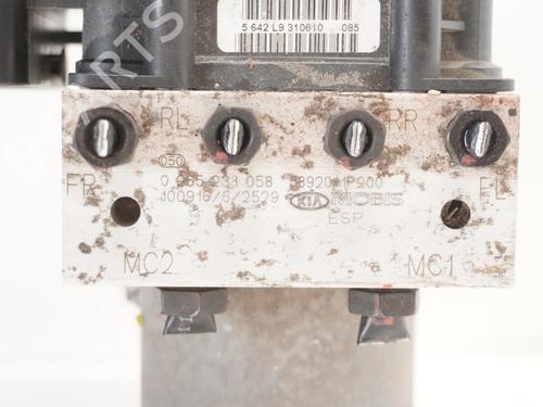 Used ABS pump ABS pump KIA VENGA (YN) 1.6 CRDi 115 (116 hp) 18181593 18181593