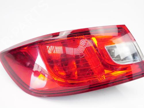 Venstre baglygte RENAULT CLIO IV (BH_) 1.5 dCi 75 (75 hp) 18184734