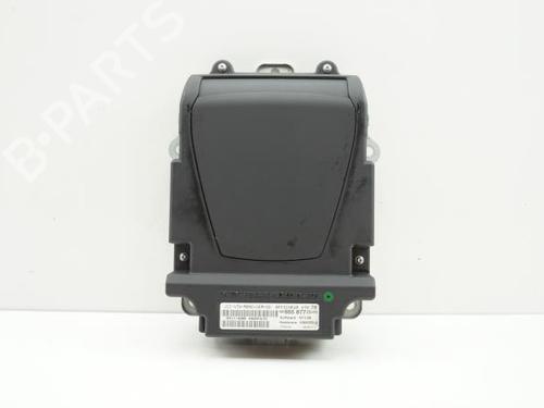 Used Display monitor PEUGEOT 5008 (0U_, 0E_) 1.6 HDi (112 hp) 18196611