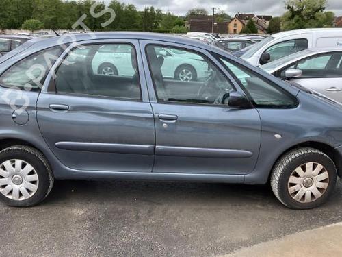 Right headlight CITROËN XSARA PICASSO (N68) 1.6 HDi | BP22340905C29 