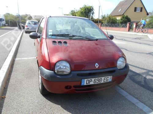 Høyre foran utvendig håndtak RENAULT TWINGO I (C06_) 1.2 (C066, C068) | BP18182457C129 