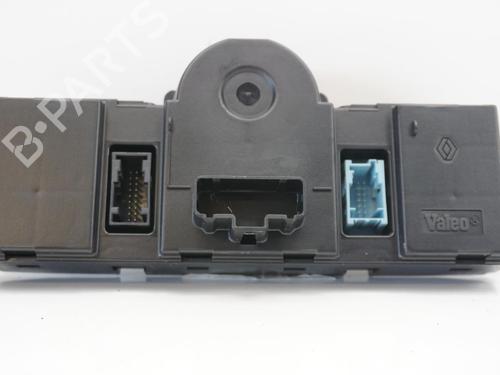 Used Climate control Climate control RENAULT MEGANE II (BM0/1_, CM0/1_) 1.9 dCi (BM0G, CM0G) (120 hp) 18184596 18184596