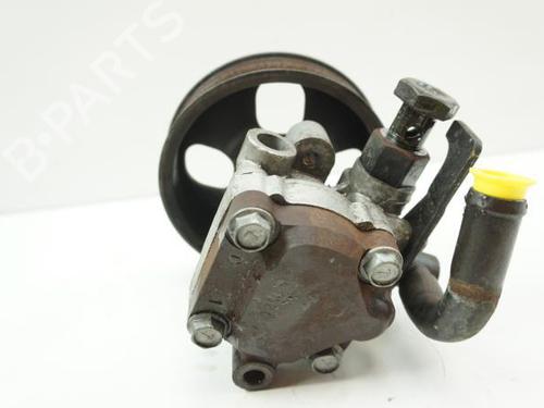 Used Steering pump Steering pump KIA SORENTO I (JC) 2.5 CRDi 4WD (140 hp) 18173881 18173881