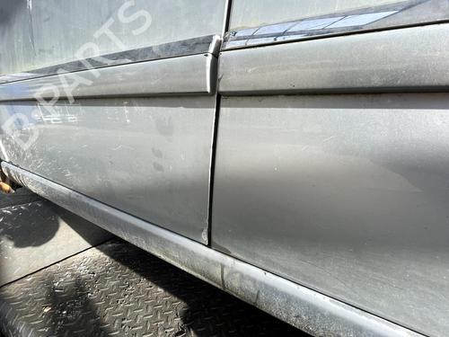 Left front door PEUGEOT 807 (EB_) 2.0 HDi | BP22371102C2 