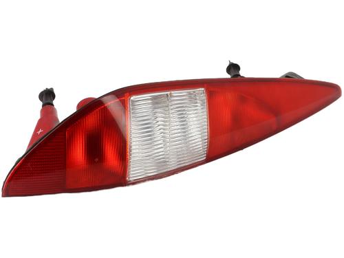 Used Left taillight FORD MONDEO III Turnier (BWY) 2.0 16V TDDi / TDCi (115 hp) 19657524