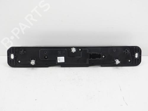 Used Climate control Climate control CITROËN C5 AIRCROSS (A_) 1.2 PureTech 130 (ARHNSJ) (131 hp) 22072786 22072786