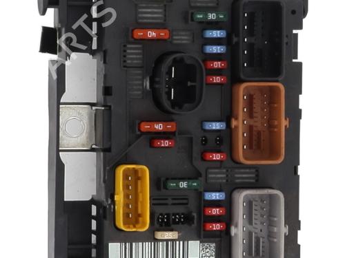 Used Fuse box PEUGEOT 207 (WA_, WC_) 1.6 HDi (90 hp) 27699444
