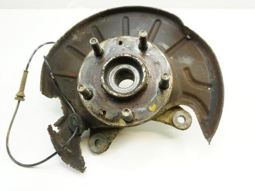 Used Right front steering knuckle LAND ROVER FREELANDER I (L314) 2.5 V6 4x4 (177 hp) 22072218