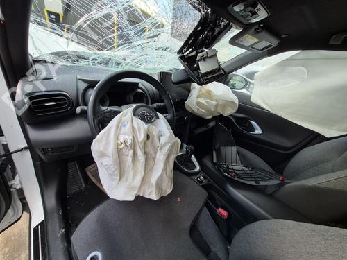 Brugte TOYOTA YARIS CROSS (MXP_) 1.5 Hybrid All-wheel Drive (MXPJ15) (116 hp) 4347403